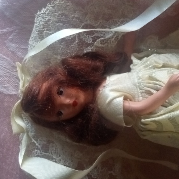 Collectible Vintage Nancy Ann Storybook Snow Queen #172 Jointed Doll - Picture 11 of 13